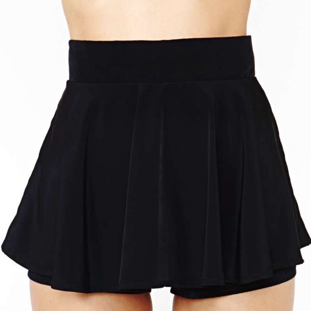 IN SEARCH OF!! Nasty Gal After the Dance skort